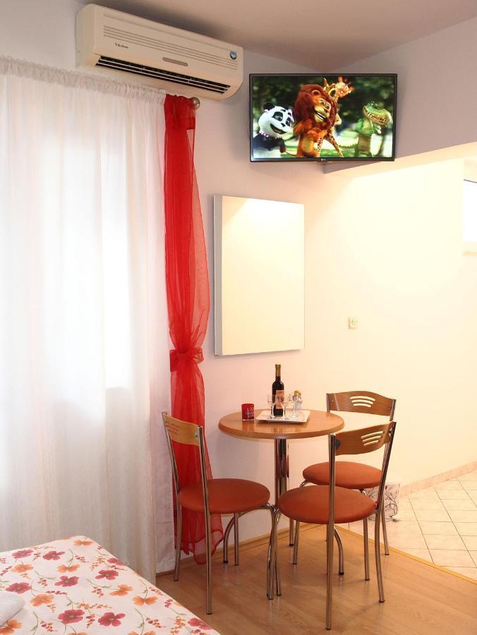 Apartman Mario Макарска Экстерьер фото